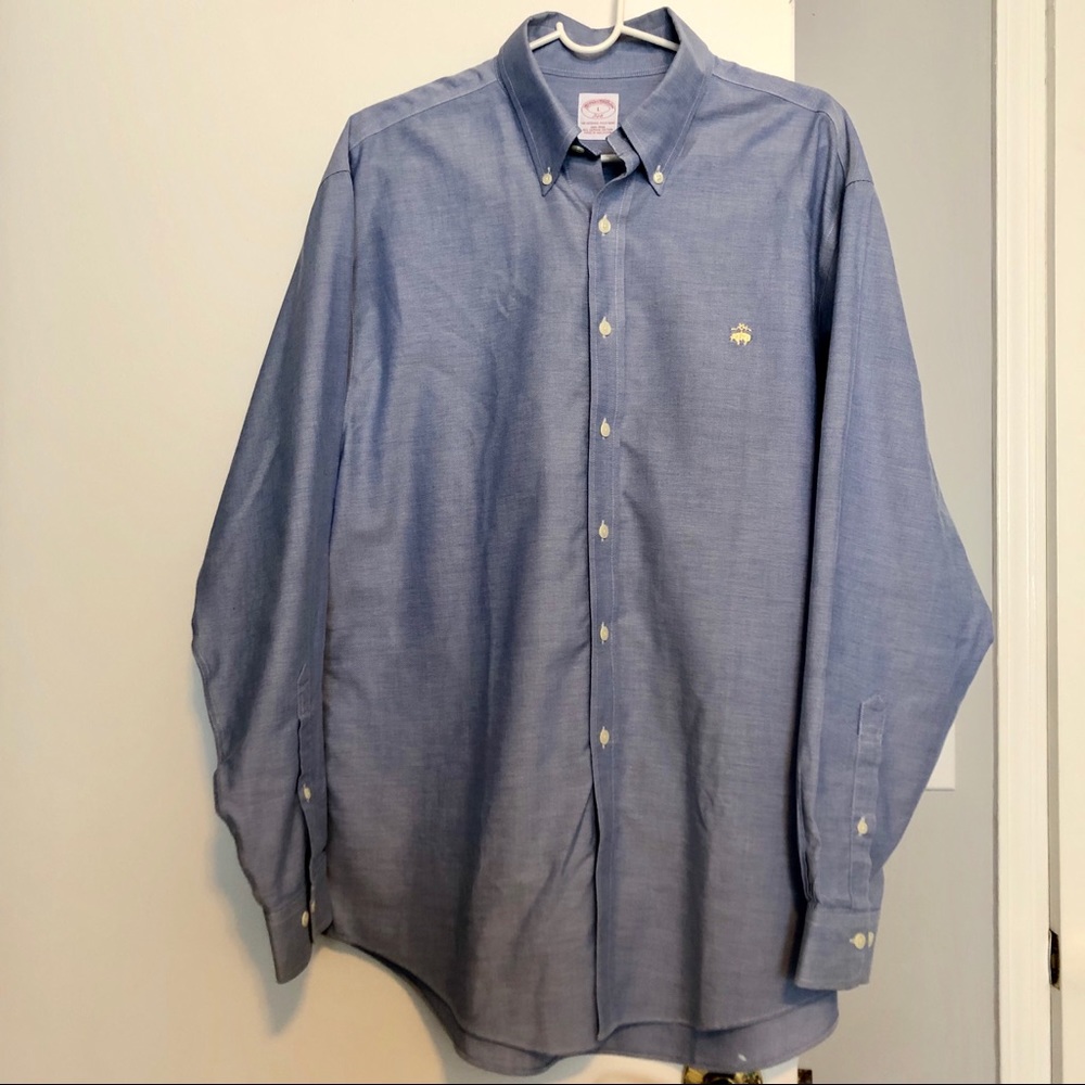 Brooks Brothers • Classic Chambray Shirt